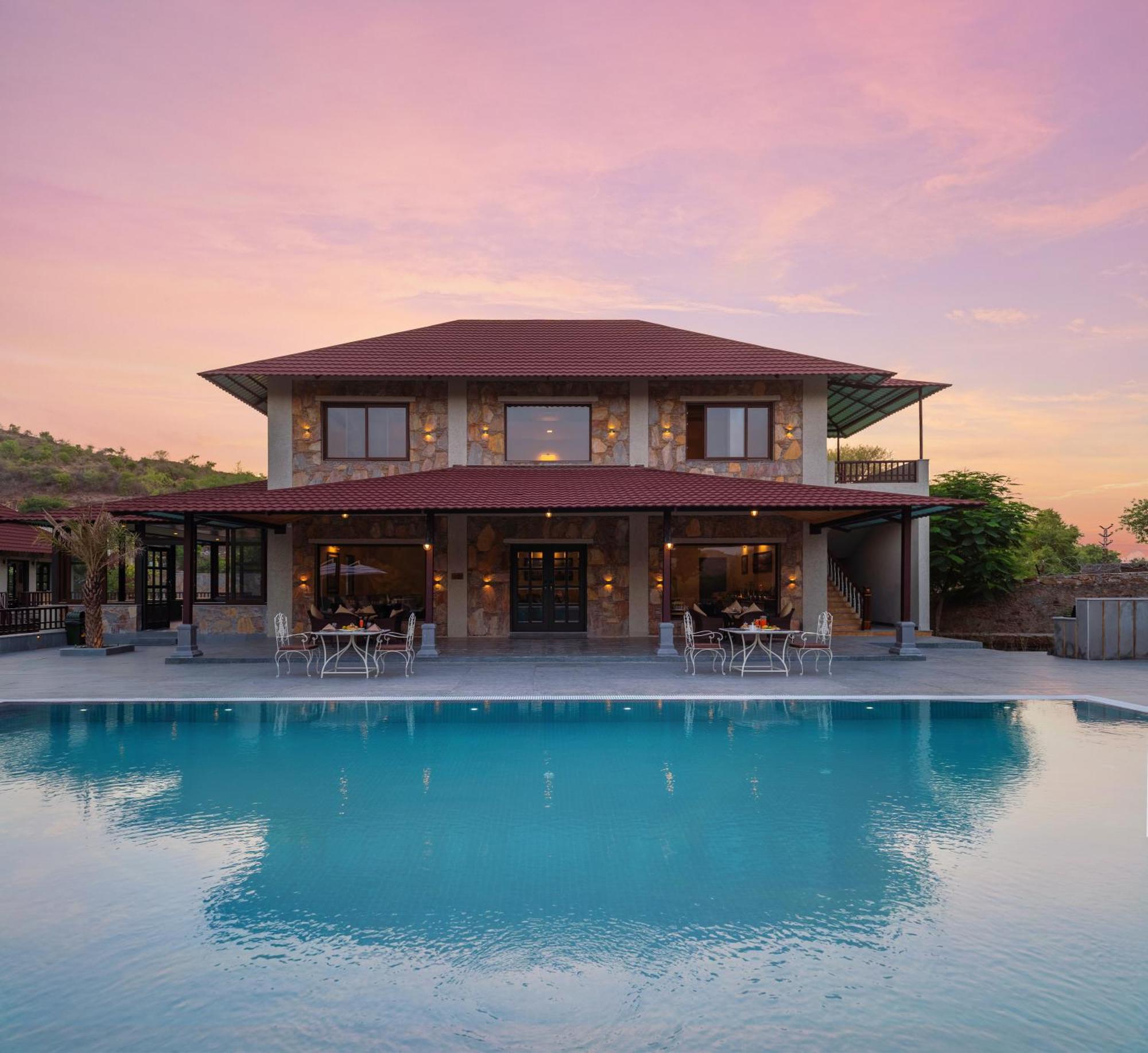Sarasiruham Resort - Private Pool Villa In Udaipur Extérieur photo