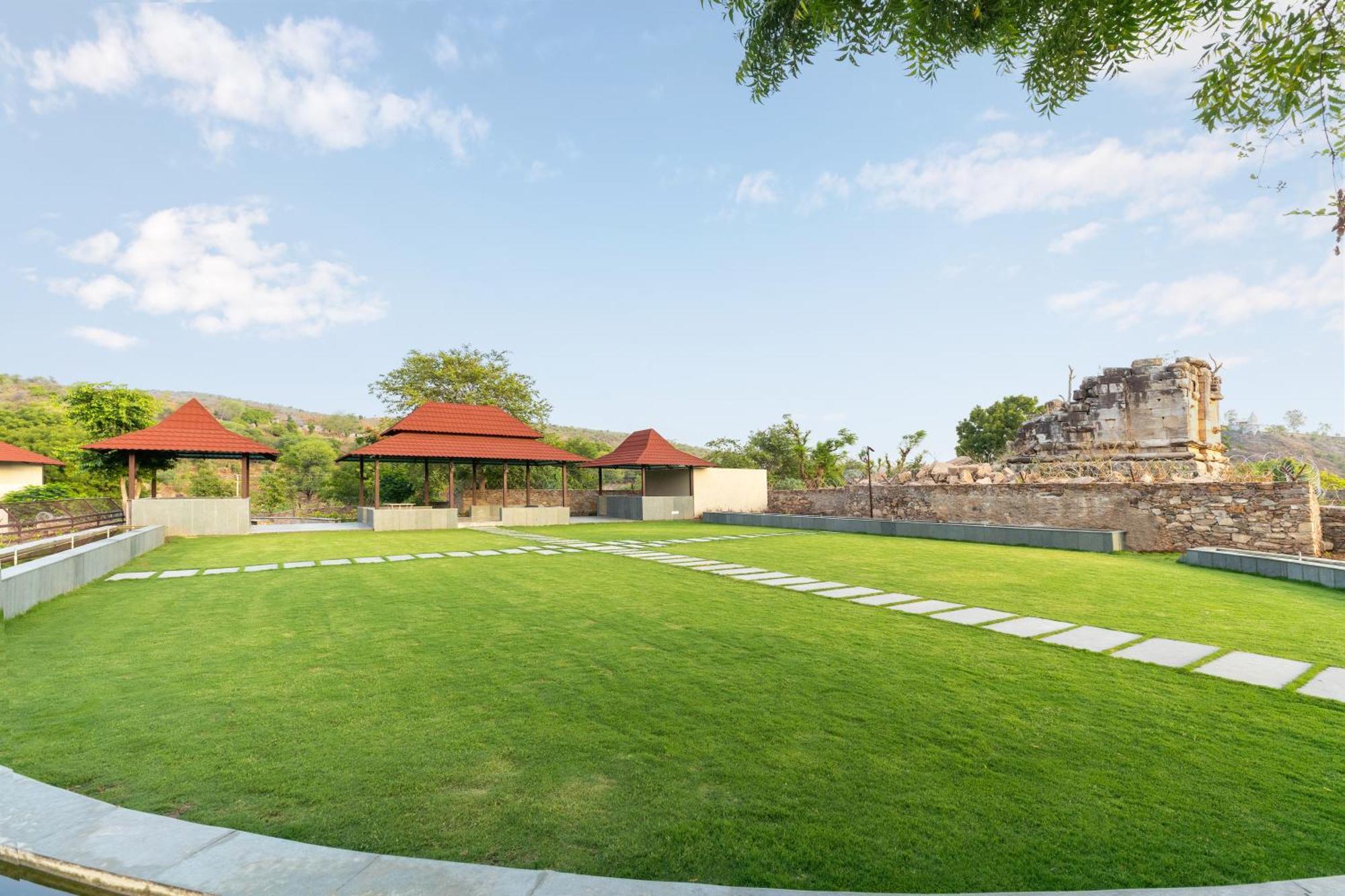 Sarasiruham Resort - Private Pool Villa In Udaipur Extérieur photo